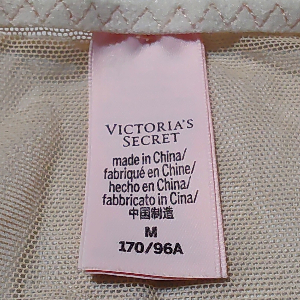 Victoria's Secret Lace Bodysuit in Cream - Picture 8 of 8